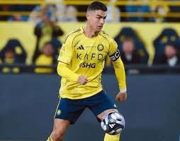 这脚传球太绝了，全队惊呆