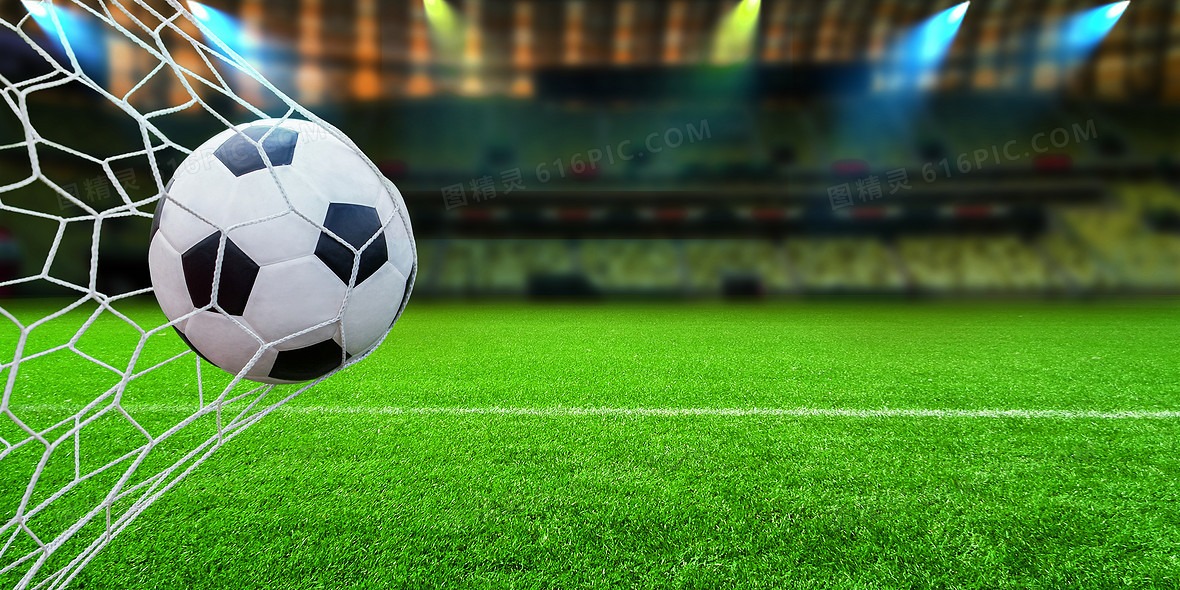 跟队：麦迪逊赛后拄拐穿过混合采访区，神情十分沮丧